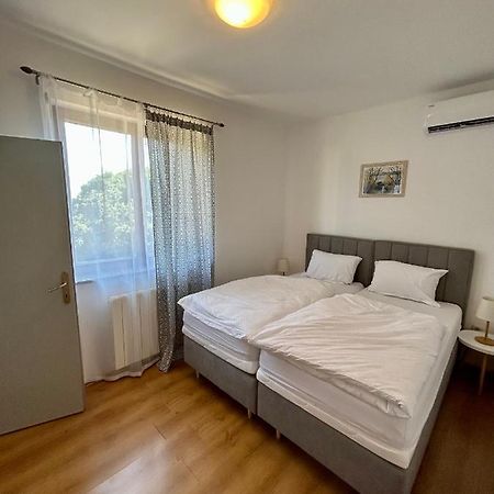 Apartman Mara2 Kanfanar Eksteriør billede